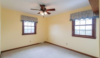 128 Moffett Run Rd, Aliquippa, PA 15001