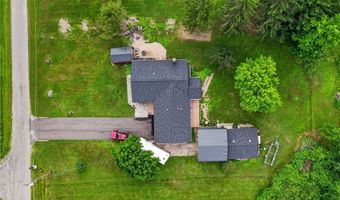 6784 Grandview Dr, Andover, OH 44003