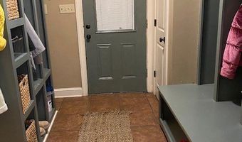 103 Redbud Dr, Batesville, MS 38606