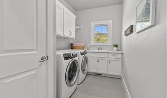 W5757 JOCHMANN Drive, Appleton, WI 54915