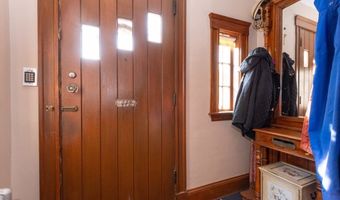 33 Murdock St, Boston, MA 02135