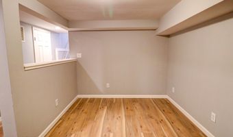 42 Cherry Tree Farm Rd, Middletown, NJ 07748