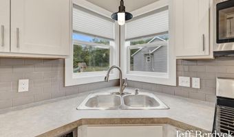 5697 Victoria St, Allendale, MI 49401