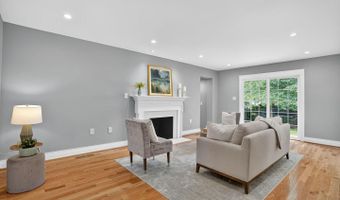 4122 FERRY LANDING Rd, Alexandria, VA 22309
