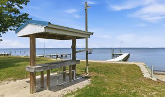 193 Water St, Aurora, NC 27806