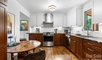 664 Lakeshore Dr, Asheville, NC 28804