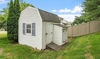 7 Robbins Rd, Ayer, MA 01432