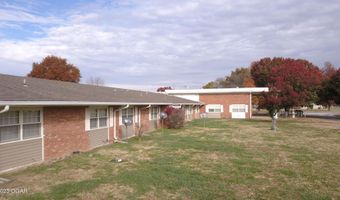 511 N Western Ave, Girard, KS 66743