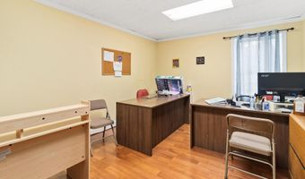 5001 BACKLICK Rd, Annandale, VA 22003