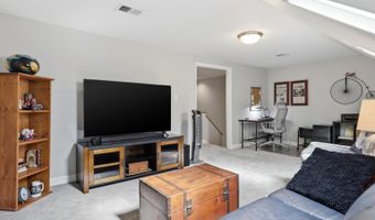 2712 KENWOOD Ave, Alexandria, VA 22302