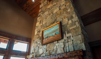 29 WHITE POINT Rd, Cora, WY 82925