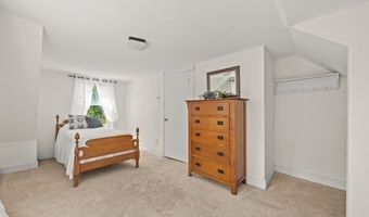 232 County Rd, Bourne, MA 02532