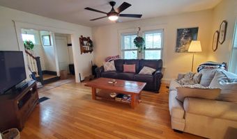 84 14th St, Bangor, ME 04401