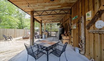 603 Newton Dr, Adel, GA 31620