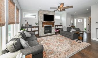 1334 N 161st Ter, Basehor, KS 66007