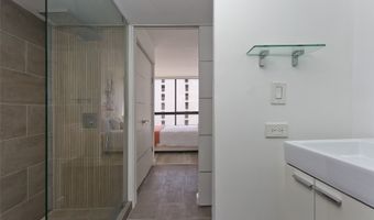 320 Liliuokalani Ave 602, Honolulu, HI 96815