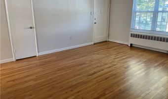 50 Mencel Cir C, Bridgeport, CT 06610