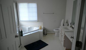 20306 BAYMEADOW Ct, Ashburn, VA 20147
