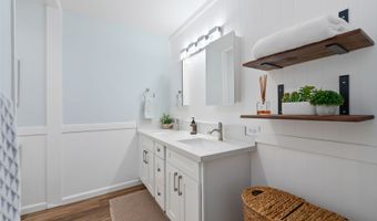 1015 Aoloa Pl 243, Kailua, HI 96734