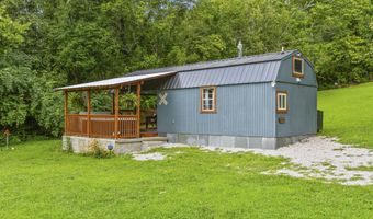 90 Railroad Lock Rd, Beattyville, KY 41311