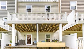 12428 SEA OAKS Ln 4, Berlin, MD 21811