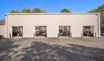 7 Colonel Dr, Bourne, MA 02532