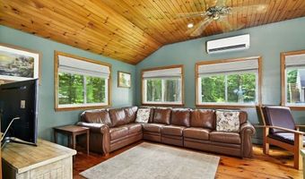 85 Maple St, Bellingham, MA 02019