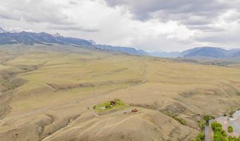 2433 Southfork Rd, Cody, WY 82414