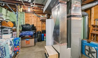 2202 6th Ave, Anoka, MN 55303