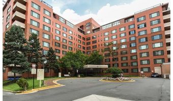 1121 ARLINGTON Blvd 526, Arlington, VA 22209