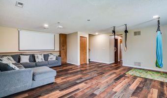 1711 N Sugarberry Ct, Andover, KS 67002