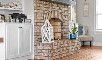 404 Zoarbella Dr, Baxley, GA 31513