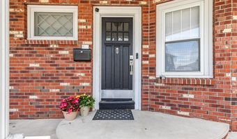 70 Tucker Ave, Cranston, RI 02905