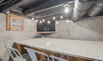 112 E River St, Antwerp, OH 45813