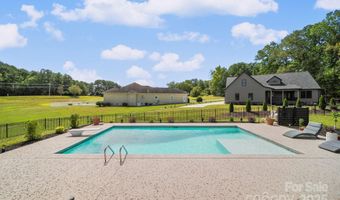 604 Muirfield Dr, Albemarle, NC 28001