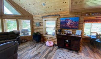95 AUBURN FOREST Rd, Auburn, WY 83111