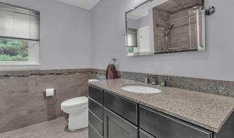 34 Serpentine Dr, Atlantic Highlands, NJ 07716