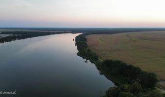 Bolivar Road, Benoit, MS 38725