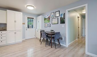 2087 NE Mistletoe Ct 1 & 2, Bend, OR 97701