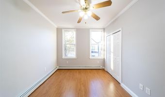 14 MEADOW St, Bayonne, NJ 07002
