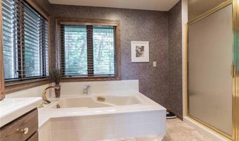 2807 Government Point Rd NE, Alexandria, MN 56308