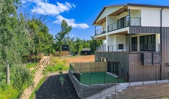 1128 Fillmore St, Bentonville, AR 72712