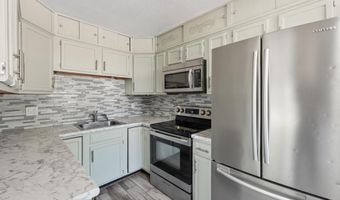 201 Rockwell Ave, Ames, IA 50014