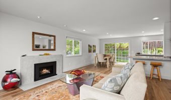 7362 Oakmont Dr, Santa Rosa, CA 95409