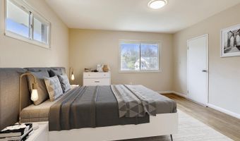 4503 TRAYMORE St, Bethesda, MD 20814