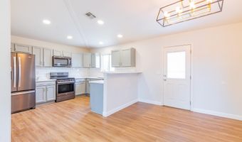 972 Larkspur Ct, Alamogordo, NM 88310