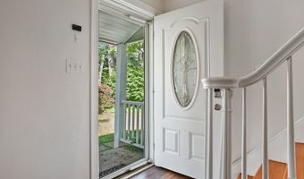 15 Granite Ter, Ansonia, CT 06401