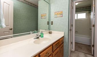6424 HAWKS CALL Ln, Bartlett, TN 38135