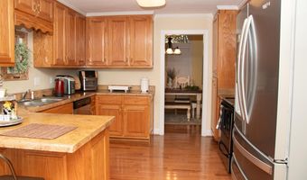 402 Old Glory Ln, Albertville, AL 35950