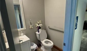 2895 Hamilton Blvd 105, Allentown, PA 18104